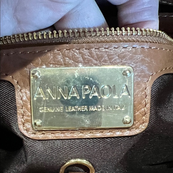 Anna Paola | Italian Leather Satchel w/ Crossbody & Scarf - Picture 7 of 17